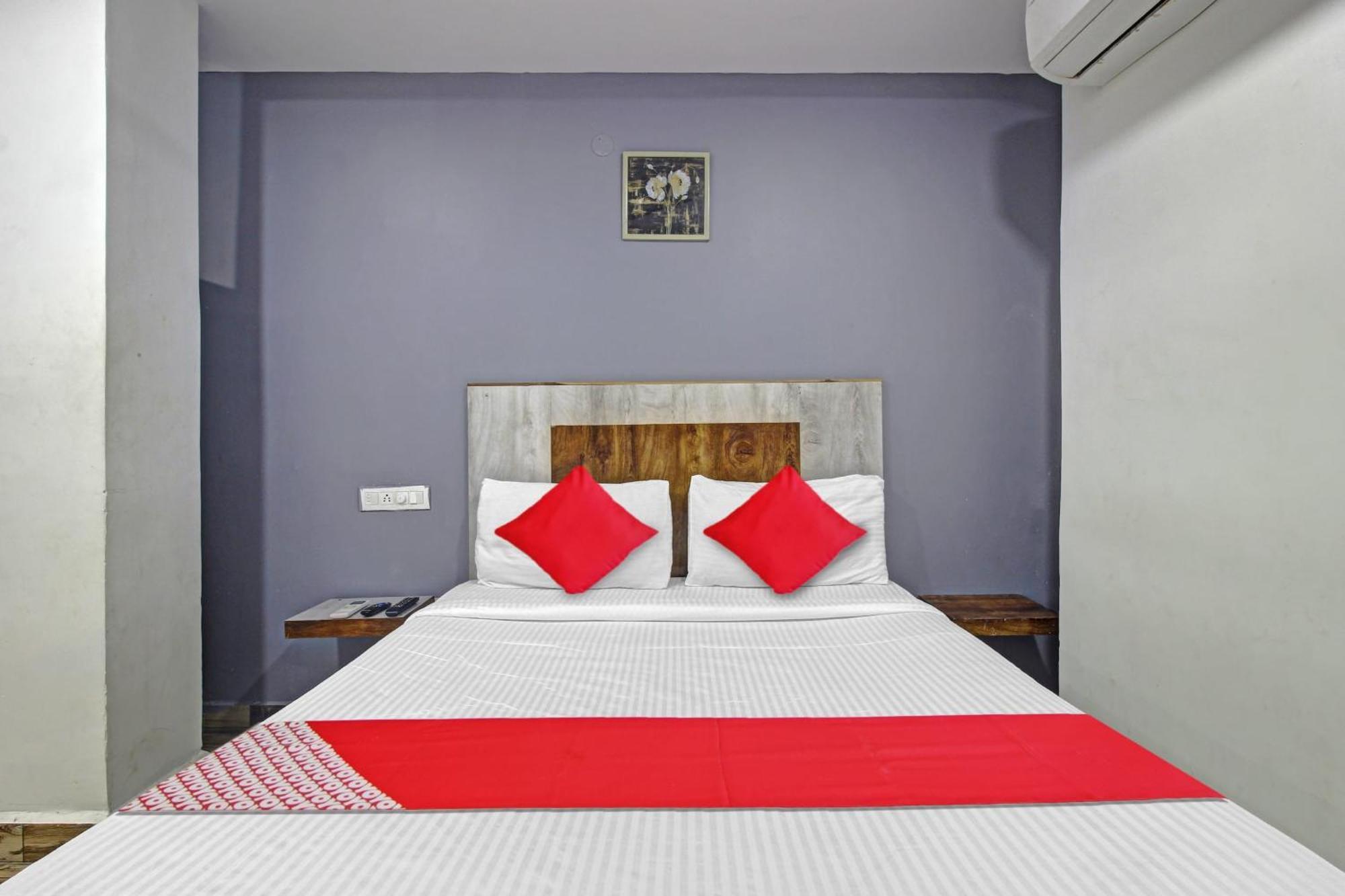 היידראבד Super Hotel O Sri Sai Regency מראה חיצוני תמונה