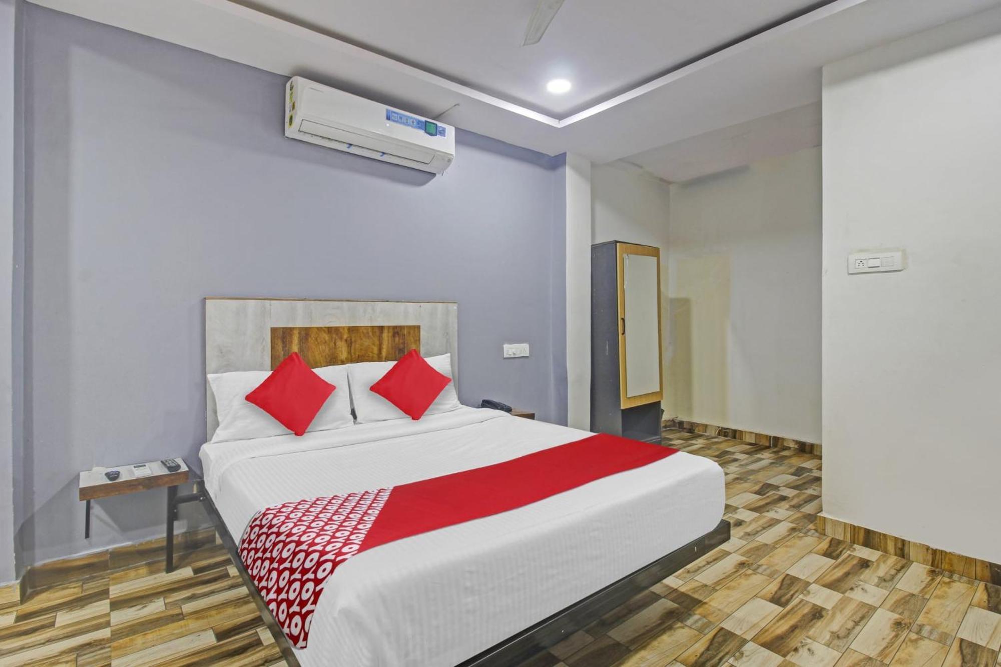 היידראבד Super Hotel O Sri Sai Regency מראה חיצוני תמונה