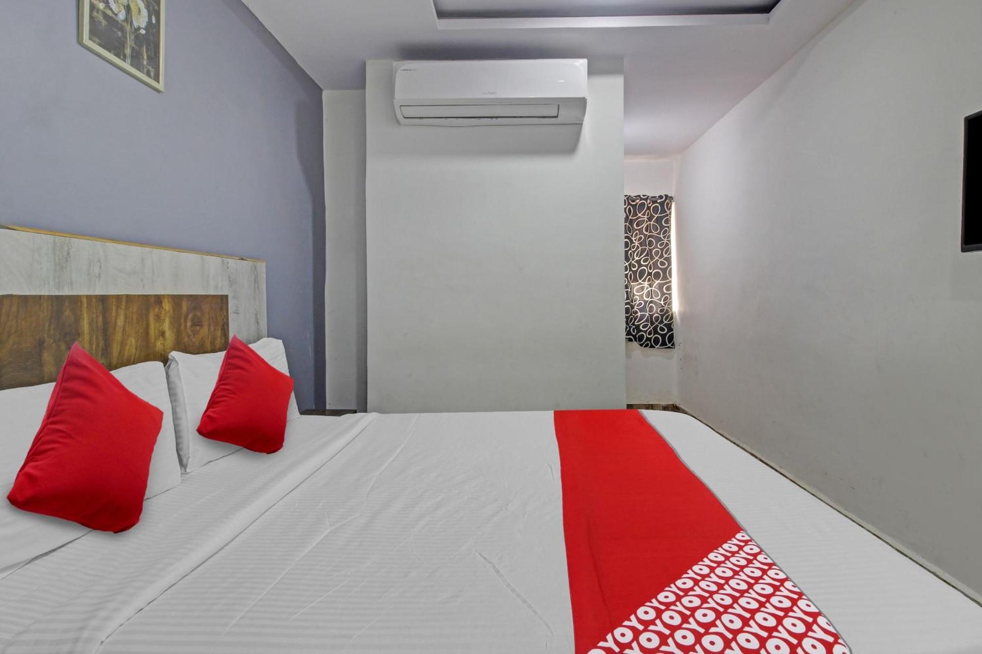 היידראבד Super Hotel O Sri Sai Regency מראה חיצוני תמונה