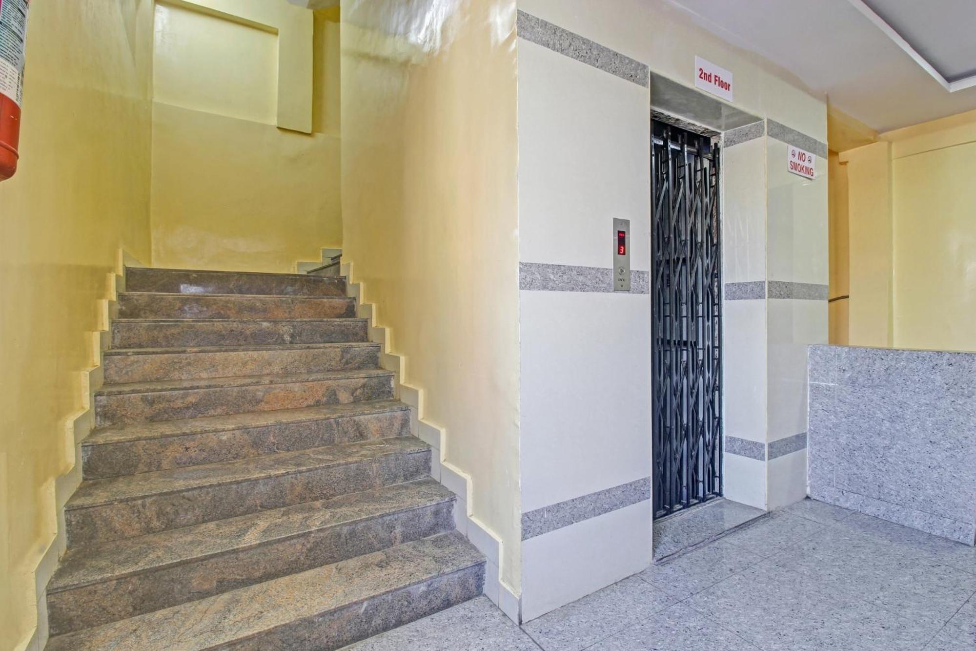 היידראבד Super Hotel O Sri Sai Regency מראה חיצוני תמונה